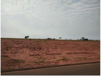 Terreno em leilão - Rua 03, S/nº - Marília/SP - Banco Cooperativo Sicoob S.A. | Z33955