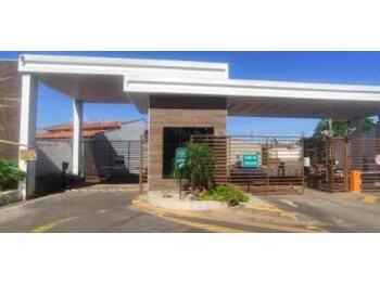 Casa em leilão - Rua Portugal, s/nº - Várzea Grande/MT - Banco Santander Brasil S/A | Z33779