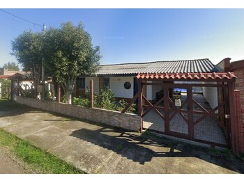 Casa em leilão - Rua Dilcemar do Nascimento Pinheiro, 1226 - Balneário Pinhal/RS - Banco Santander Brasil S/A | Z33634