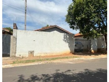 Casa em leilão - Rua Adriana Rodrigues Ribeiro, 1230 - Tupã/SP - Banco Bradesco S/A | Z34137