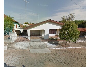 Casa em leilão - Rua Rui Barbosa, 14 - Guaimbê/SP - Tribunal de Justiça do Estado de São Paulo | Z33962