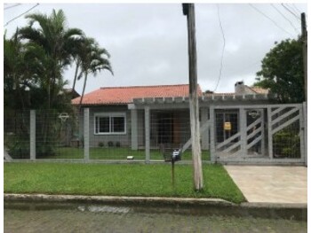 Casa em leilão - Rua Marau, 1627 - Imbé/RS - Banco Santander Brasil S/A | Z33711