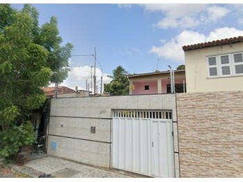 Casa em leilão - Rua Noel Rosa, 2060 - Fortaleza/CE - Banco Santander Brasil S/A | Z34071