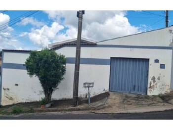 Casa em leilão - Rua Augusto Honório, 671 - Franca/SP - Itaú Unibanco S/A  | Z34139