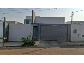 Casa em leilão - Rua Maria Bortolucci Marini, 140 - Adamantina/SP - Banco Santander Brasil S/A | Z34071