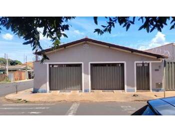 Casa em leilão - Rua Aurélia Salvatori Ienny, 1280 - Aramina/SP - Banco Santander Brasil S/A | Z34071