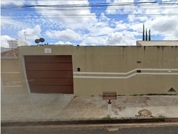 Casa em leilão - Rua das Gramíneas, 140 - Uberlândia/MG - C6 Bank | Z34113