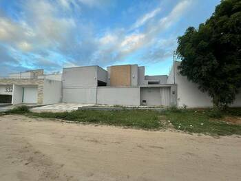 Casa em leilão - Rua Maria Dulce, 110 - Pau dos Ferros/RN - Banco Santander Brasil S/A | Z34071