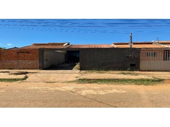 Casa em leilão - Rua 09, 59-C - Planaltina/GO - Banco Bradesco S/A | Z34040