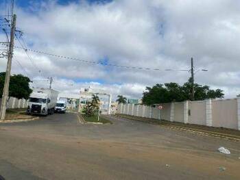 Casa em leilão - Rua Padre Arnaldo Lima Dias, 385 - Vitória da Conquista/BA - Banco Santander Brasil S/A | Z34071