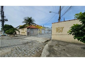 Apartamentos e Flats em leilão - Estrada Serra Alta, 167 - Rio de Janeiro/RJ - Itaú Unibanco S/A  | Z34111