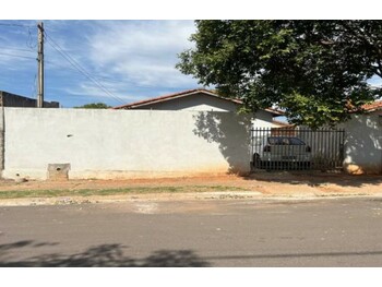 Casa em leilão - Rua Adriana Rodrigues Ribeiro, 1230 - Tupã/SP - Banco Bradesco S/A | Z34456