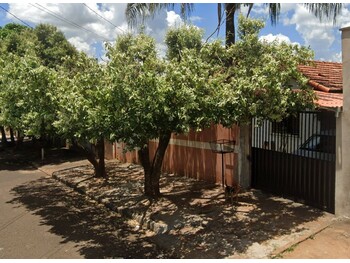 Casa em leilão - Rua Uberlândia, 267 - Ituiutaba/MG - Banco Bradesco S/A | Z34384