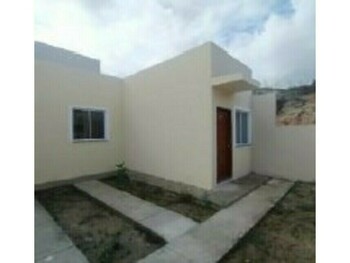 Casa em leilão - Rua Pinheiro Chagas, 725 - São Gonçalo/RJ - Itaú Unibanco S/A  | Z34430