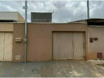 Casa em leilão - Rua das Alamandas, 50 - Trindade/GO - Itaú Unibanco S/A  | Z34381