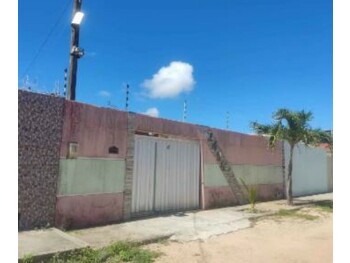 Casa em leilão - Rua das Frésias, 152 - São Gonçalo do Amarante/RN - Banco Santander Brasil S/A | Z34308