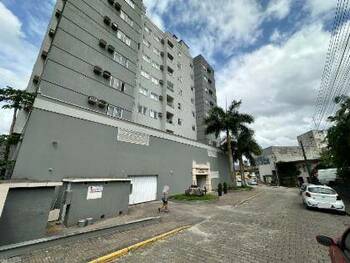 Apartamentos e Flats em leilão - Rua Goiânia, 38 - Indaial/SC - Banco Santander Brasil S/A | Z34477