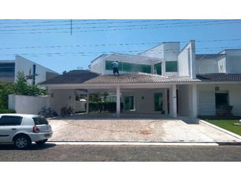 Casa em leilão - Rua Rubens Fabris, 180 - Guarujá/SP - Banco Bari de Investimentos e Financiamentos S/A | Z34260