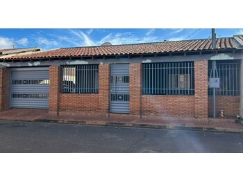Casa em leilão - Rua Frísia, 24 - Campo Grande/MS - Banco Bradesco S/A | Z34179
