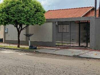Casa em leilão - Rua Yoshimasa Suzuki, 182 - Londrina/PR - Banco Santander Brasil S/A | Z34279