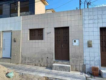 Casa em leilão - Rua Severino Felix, 247 - Bezerros/PE - Banco Santander Brasil S/A | Z34279