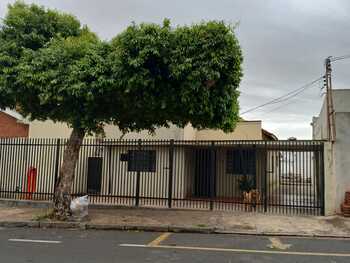 Casa em leilão - Rua José Diniz, 185 - São José do Rio Preto/SP - Tribunal de Justiça do Estado de São Paulo | Z34338