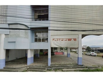 Sala Comercial em leilão - Rua Azambuja, 148 - Brusque/SC - Enforce Community | Z34273