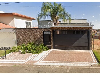 Casa em leilão - Rua Angelo Corte, 203 - Araras/SP - Banco Santander Brasil S/A | Z34279