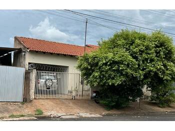 Casa em leilão - Rua Rio Solimões, 3426 - Votuporanga/SP - Banco Santander Brasil S/A | Z34477