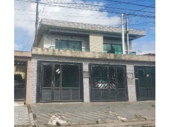 Casa em leilão - Rua Rio de Janeiro, 516 - São Vicente/SP - Banco Santander Brasil S/A | Z34308