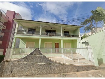 Apartamentos e Flats em leilão - Rua Lambari, 240 - Bom Despacho/MG - Itaú Unibanco S/A  | Z34352