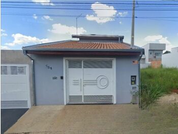 Casa em leilão - Rua Guilherme Peretti, 151 - Cosmópolis/SP - Banco Bradesco S/A | Z34456