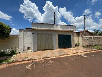 Casa em leilão - Rua Manoel Abrão Filho, 154 - Jardinópolis/SP - Banco Santander Brasil S/A | Z34279