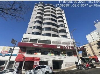 Apartamentos e Flats em leilão - Avenida Fernando Machado, 960D - Chapecó/SC - Banco Bradesco S/A | Z34249