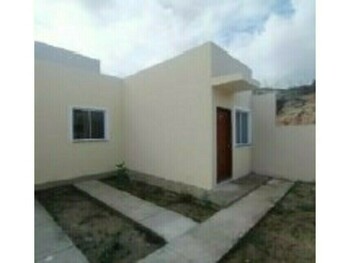 Casa em leilão - Rua Pinheiro Chagas, 725 - São Gonçalo/RJ - Itaú Unibanco S/A  | Z34580