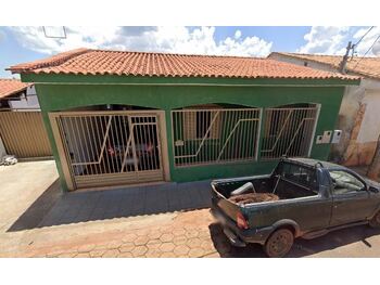 Casa em leilão - Rua do Comércio, 700 - Ilicínea/MG - Banco Bradesco S/A | Z34384
