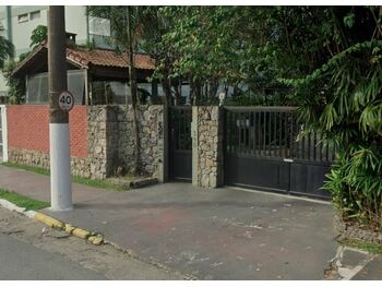 Apartamentos e Flats em leilão - Rua Marivaldo Fernandes, 370 - Guarujá/SP - Itaú Unibanco S/A  | Z34587