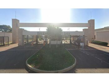 Sobrado em leilão - Rua Agripina Garcia de Rezende, 106 - Uberaba/MG - ITV URBANISMO LTDA | Z34702