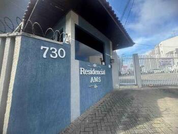 Apartamentos e Flats em leilão - Avenida Santa Bernadethe, 730 - Curitiba/PR - Banco Santander Brasil S/A | Z34633