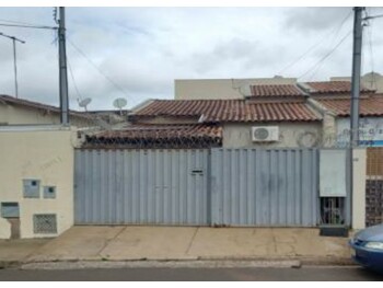 Casa em leilão - Rua Guiomar Rodrigues da Cunha, 301 - Uberaba/MG - Itaú Unibanco S/A  | Z34580