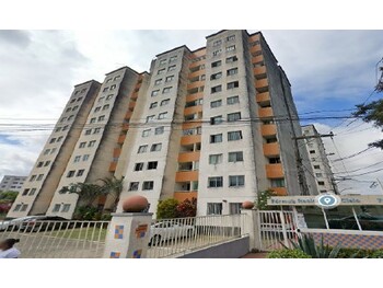Apartamentos e Flats em leilão - Avenida Aliomar Baleeiro, 7983 - Salvador/BA - Itaú Unibanco S/A  | Z34711