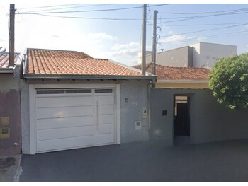 Casa em leilão - Rua Sebastião Salerno, 149 - Araraquara/SP - Banco Santander Brasil S/A | Z34516