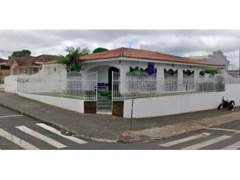 Casa em leilão - Rua Medeiros de Albuquerque, 276 - Ponta Grossa/PR - Itaú Unibanco S/A  | Z34491
