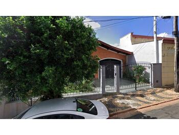 Casa em leilão - Praça Monteiro Lobato, 180 - Valinhos/SP - Bari Companhia Hipotecária | Z34687