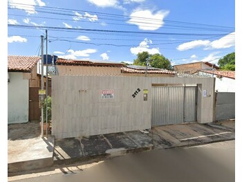 Casa em leilão - Rua Elias Oka, 2112 - Floriano/PI - Banco Santander Brasil S/A | Z34477