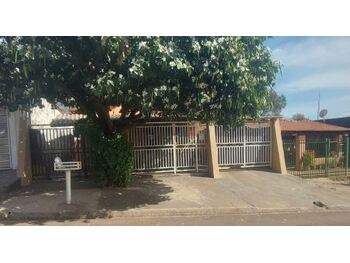 Casa em leilão - Rua Primo Severino de Lázaro, 268 - Novo Horizonte/SP - Banco Bradesco S/A | Z34770