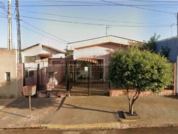 Casa em leilão - Rua Doutor Olidair Ambrósio, 2579 - Sertãozinho/SP - Banco Bari de Investimentos e Financiamentos S/A | Z34901