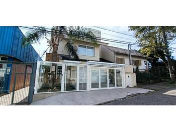 Casa em leilão - Rua Balduíno D' Arrigo, 357 - Caxias do Sul/RS - Banco Santander Brasil S/A | Z34760