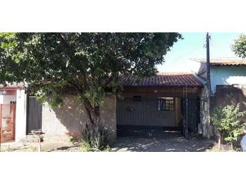 Casa em leilão - Rua José Garcia Peres, 3444 - Votuporanga/SP - Banco Santander Brasil S/A | Z34760