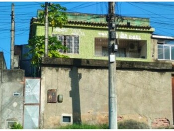 Casa em leilão - Rua Gomes Teixeira, 20 - São Gonçalo/RJ - Itaú Unibanco S/A  | Z34910